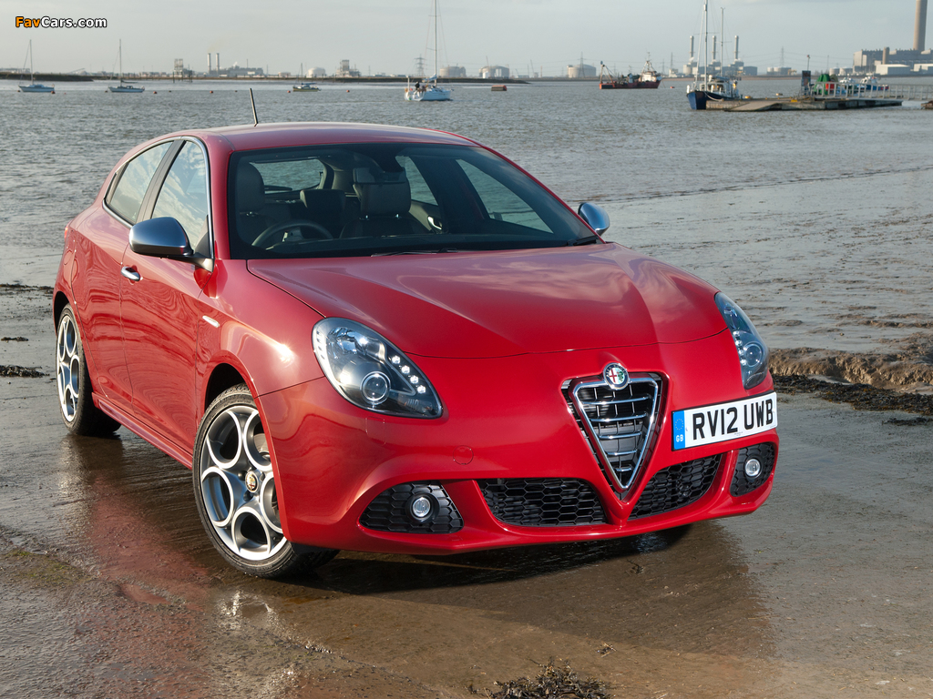 Alfa Romeo Giulietta UK-spec (940) 2010–14 wallpapers (1024 x 768)