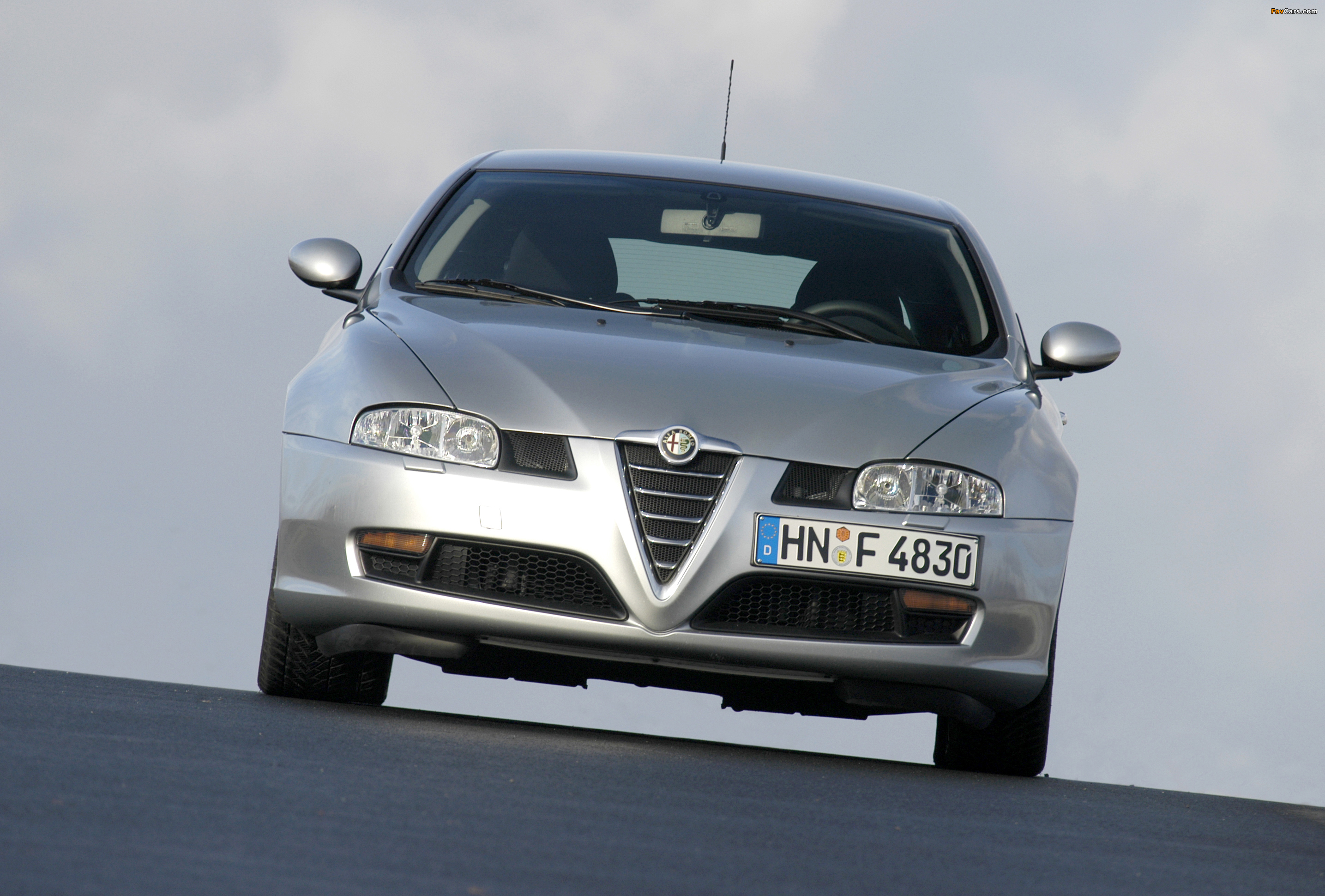 Alfa Romeo GT (937C) 2003–2010 images (2870 x 1940)