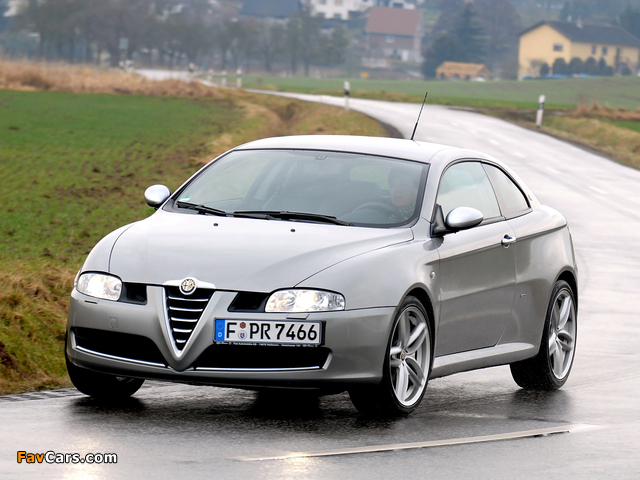 Alfa Romeo GT Quadrifoglio Verde 937 (2008–2010) pictures (640 x 480)