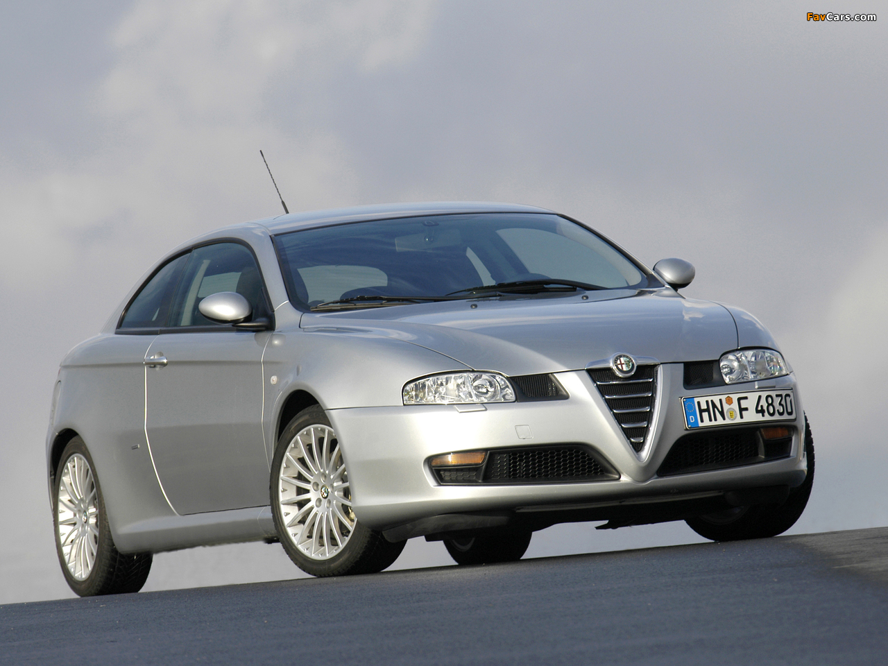 Images of Alfa Romeo GT (937C) 2003–2010 (1280 x 960)