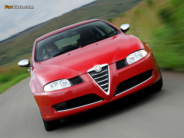 Images of Alfa Romeo GT Q2 ZA-spec 937 (2008–2010) (640 x 480)
