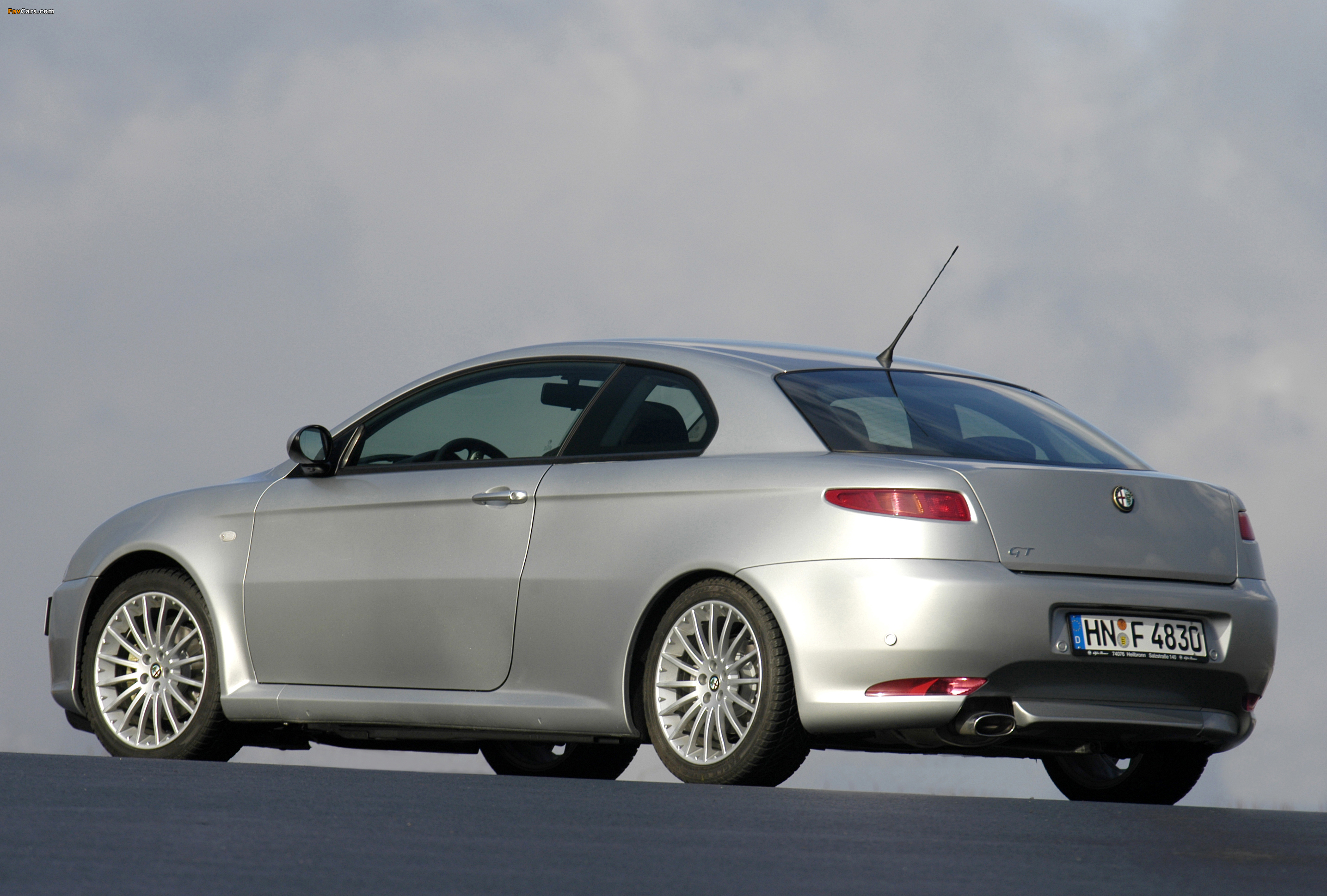 Photos of Alfa Romeo GT (937C) 2003–2010 (2870 x 1940)