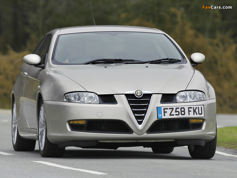 Photos of Alfa Romeo GT UK-spec 937 (2004–2010) (800 x 600)