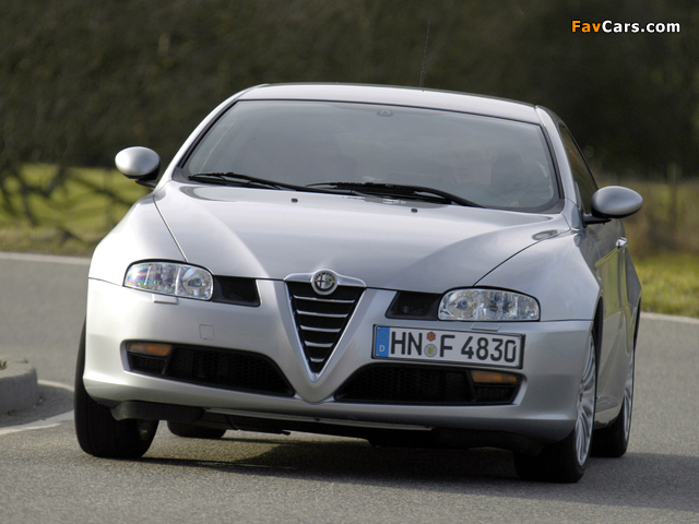 Alfa Romeo GT (937C) 2003–2010 wallpapers (640 x 480)
