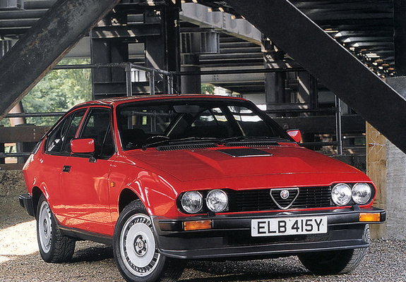 Alfa Romeo GTV 6 2.5 UK-spec 116 (1980–1983) images