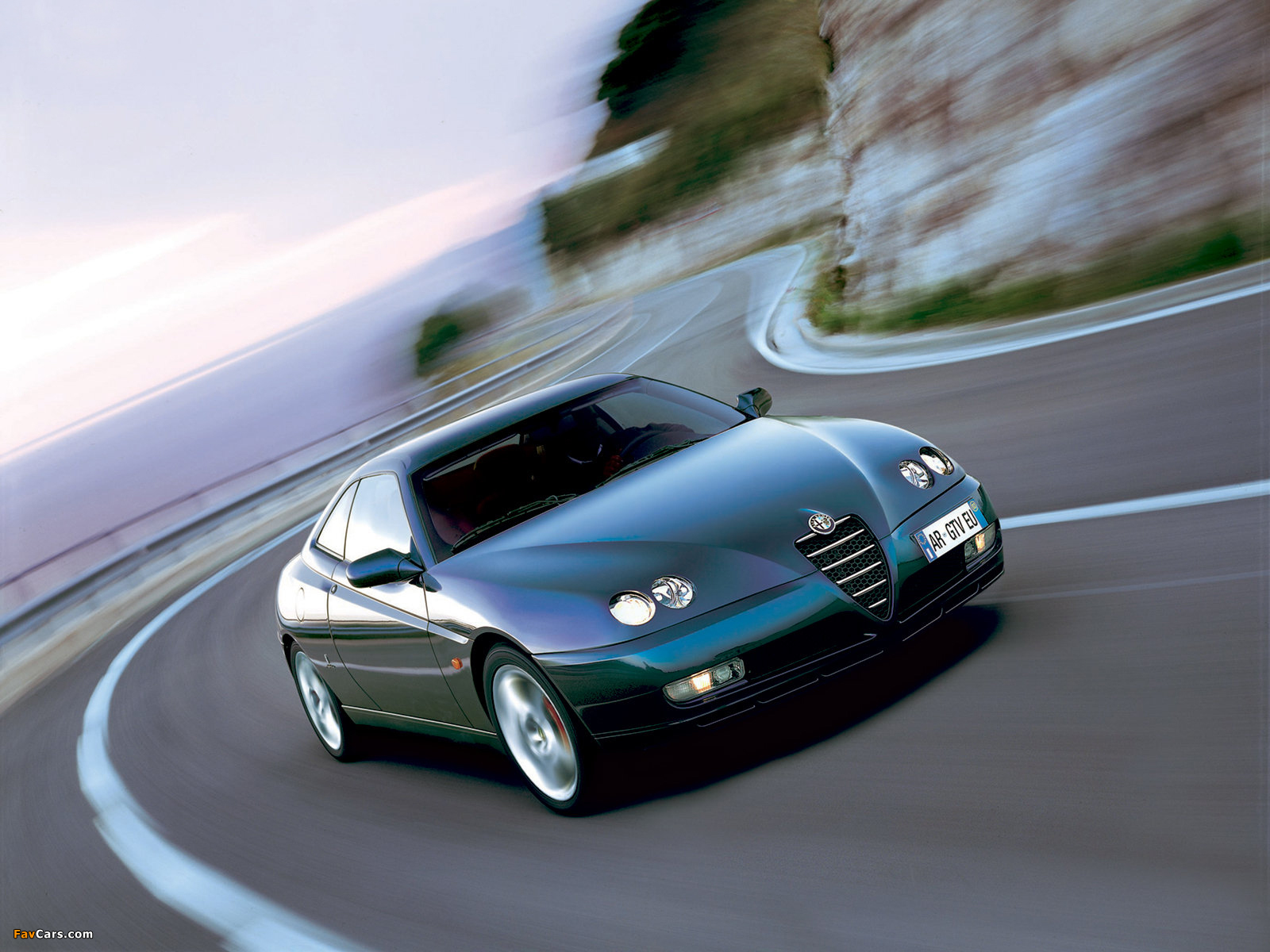Alfa Romeo GTV 916 (2003–2005) images (1600 x 1200)