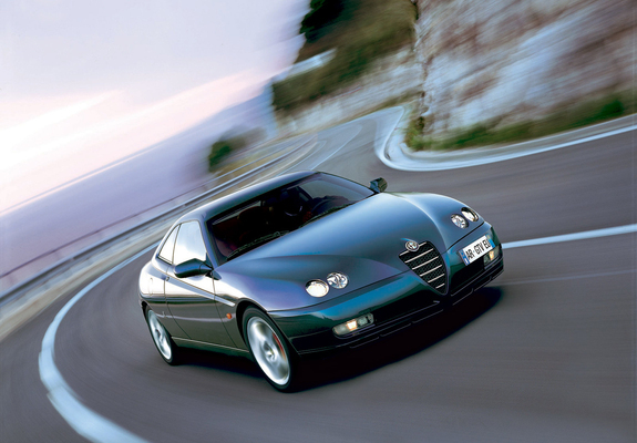 Alfa Romeo GTV 916 (2003–2005) images