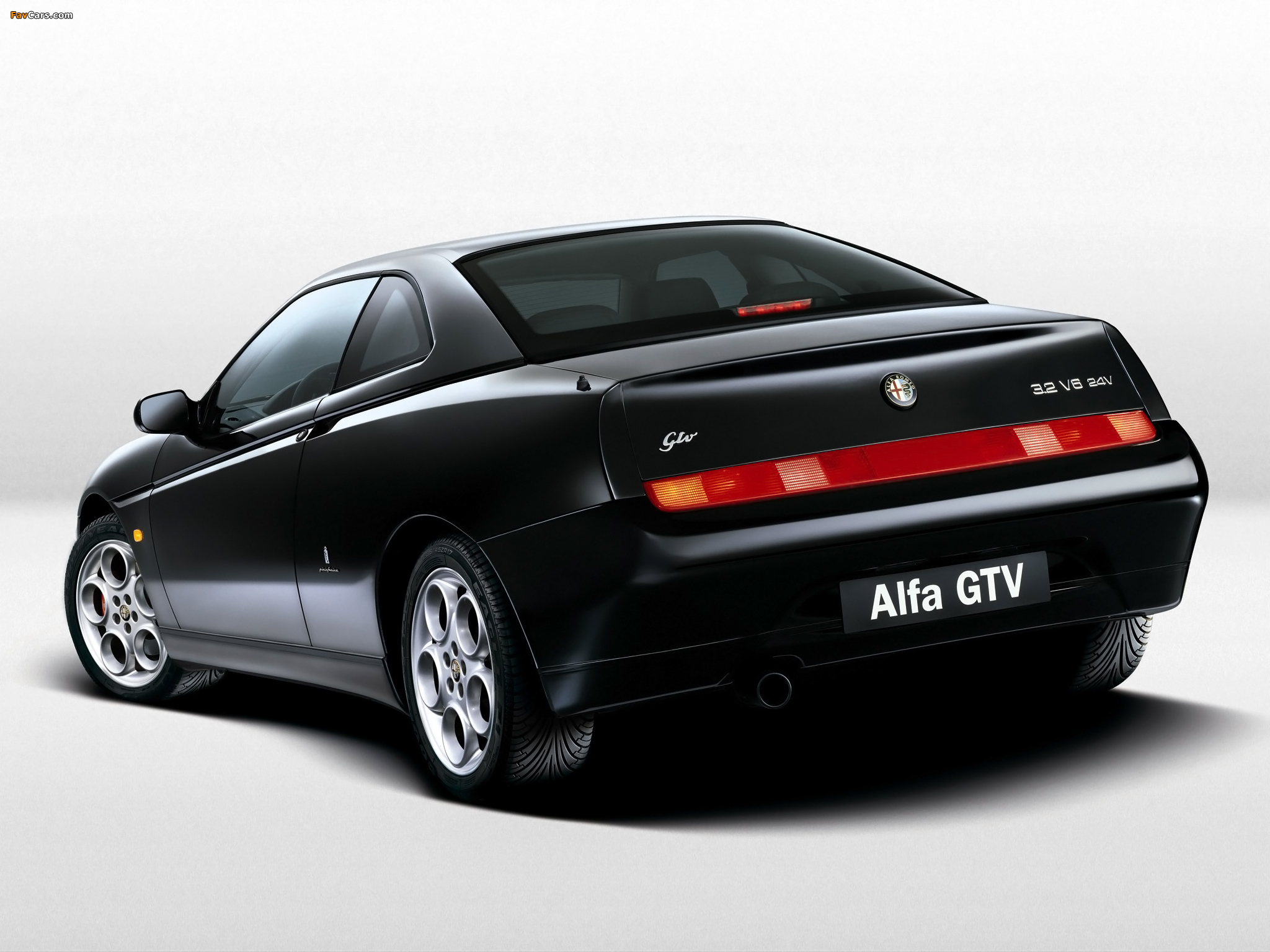 Alfa Romeo GTV 916 (2003–2005) images (2048 x 1536)