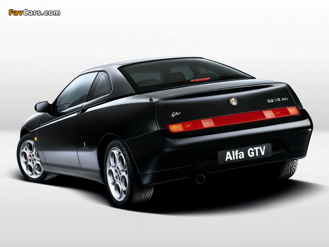 Alfa Romeo GTV 916 (2003–2005) images (640 x 480)