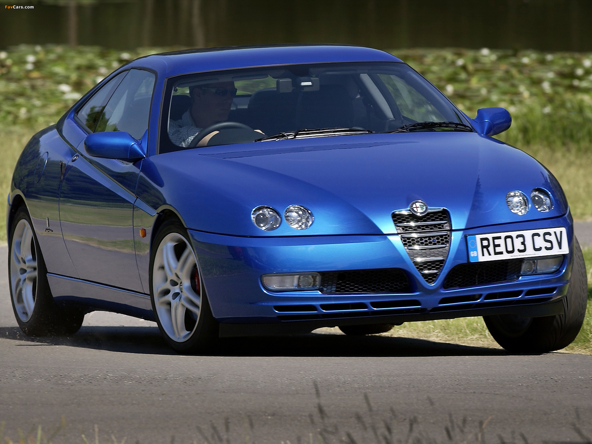 Alfa Romeo GTV UK-spec 916 (2003–2005) images (2048 x 1536)
