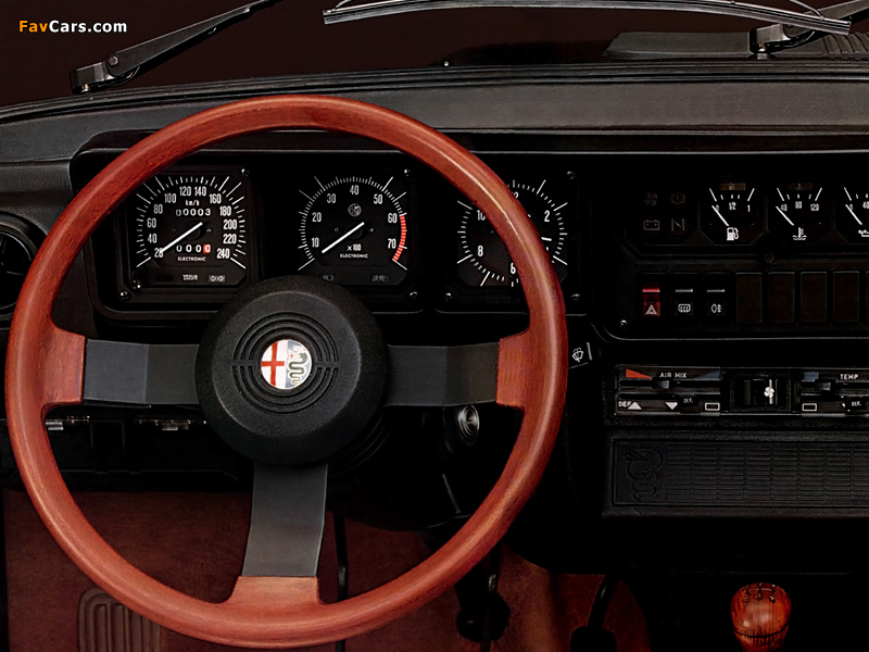 Alfa Romeo GTV 6 2.5 116 (1980–1983) images (800 x 600)