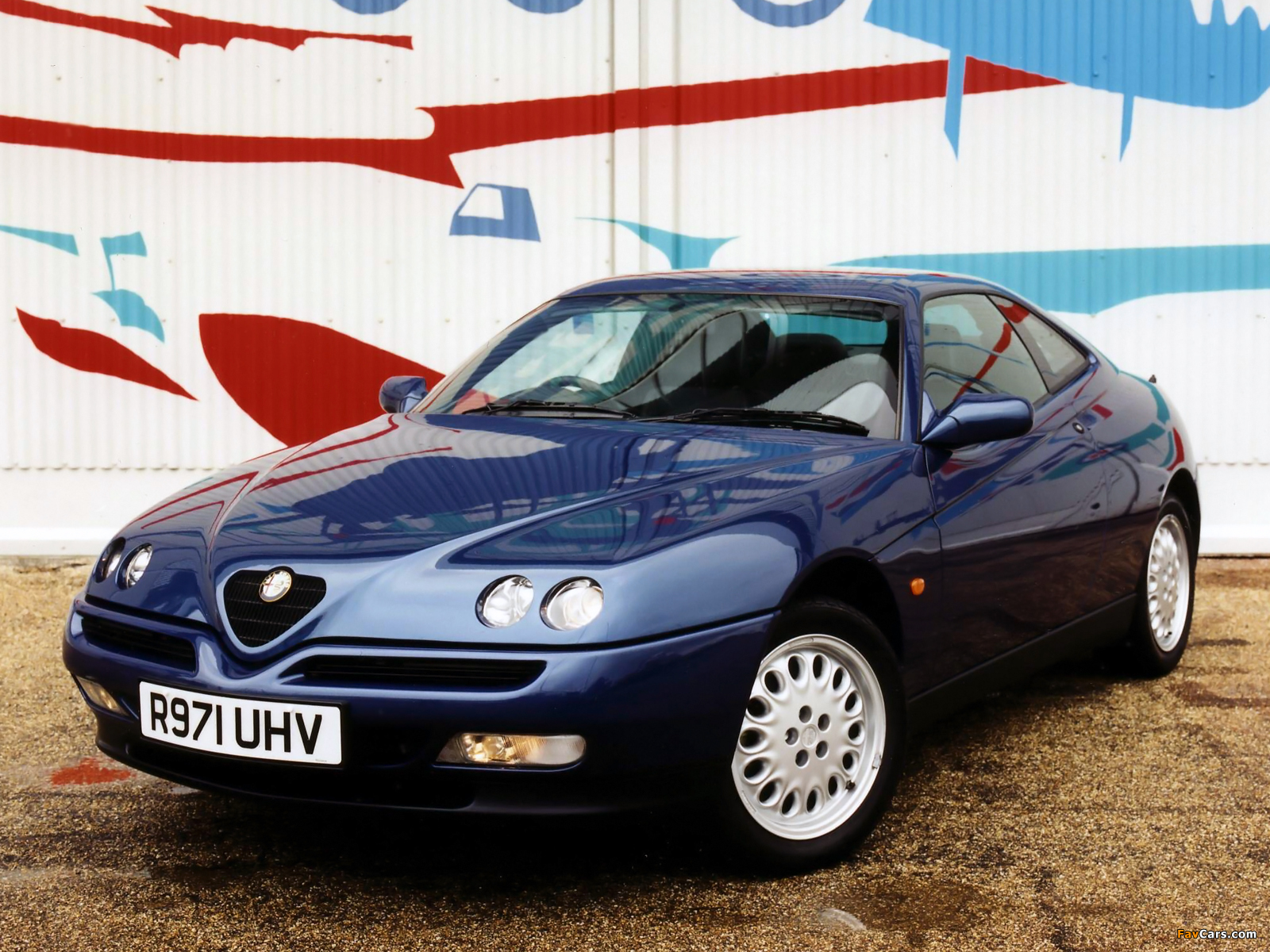 Alfa Romeo GTV UK-spec 916 (1995–1998) photos (1600 x 1200)