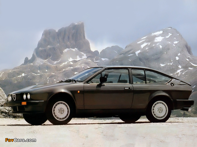 Images of Alfa Romeo GTV 6 2.5 116 (1980–1983) (640 x 480)