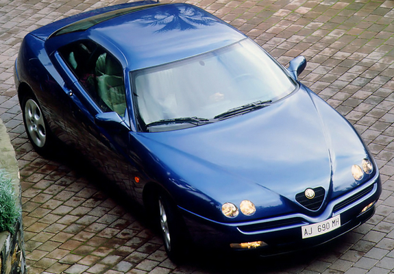 Images of Alfa Romeo GTV 916 (1995–1998)