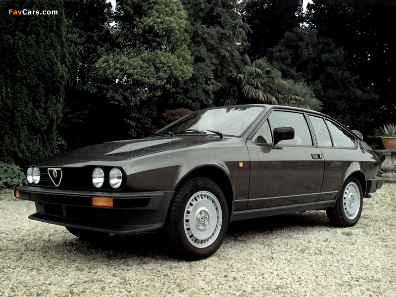 Photos of Alfa Romeo GTV 6 2.5 116 (1980–1983) (800 x 600)