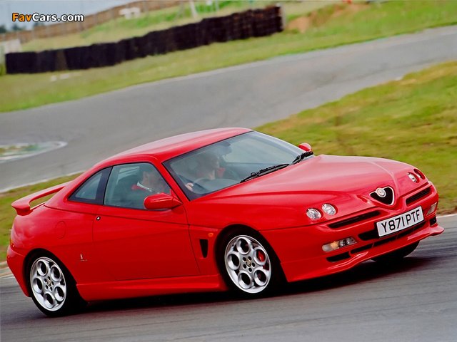 Pictures of Alfa Romeo GTV Cup 916 (2001) (640 x 480)