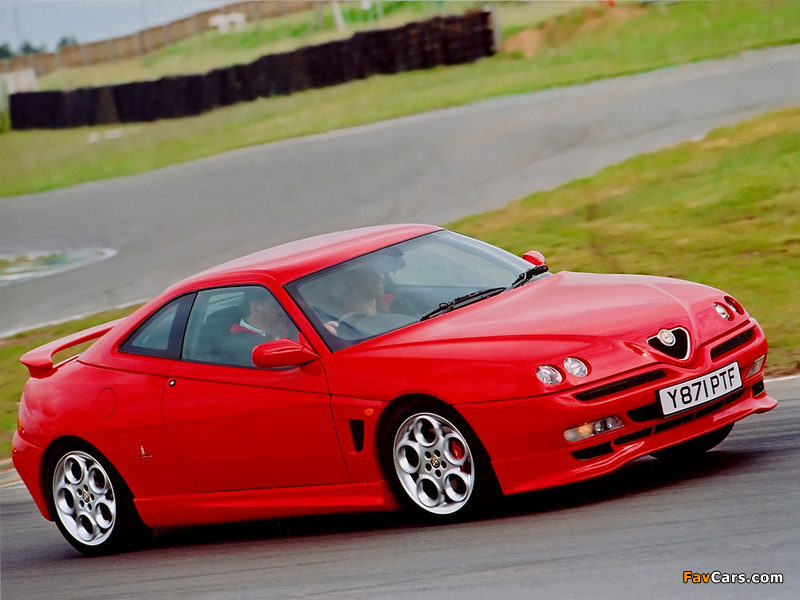 Pictures of Alfa Romeo GTV Cup 916 (2001) (800 x 600)