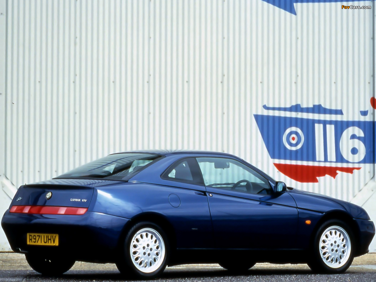 Pictures of Alfa Romeo GTV UK-spec 916 (1995–1998) (1280 x 960)