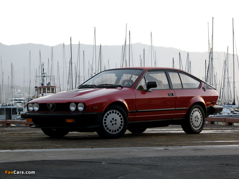 Alfa Romeo GTV 6 2.5 US-spec 116 (1983–1986) wallpapers (800 x 600)