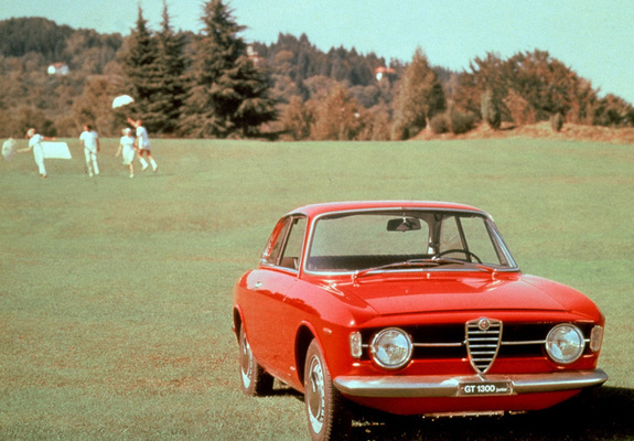 Images of Alfa Romeo GT 1300 Junior 105 (1966–1971)