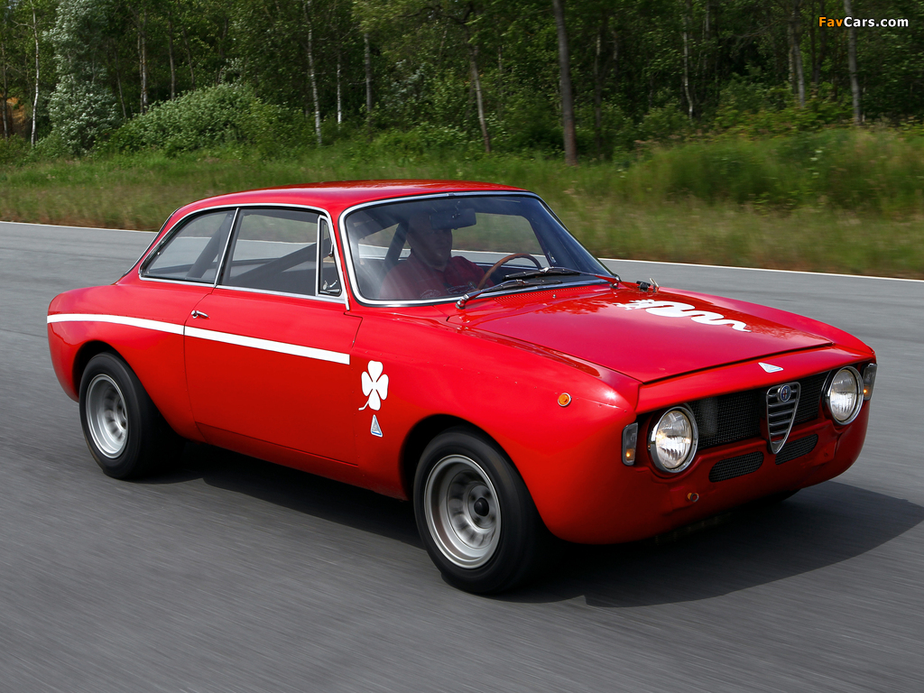 Pictures of Alfa Romeo GTA 1300 Junior Corsa 105 (1968–1972) (1024 x 768)
