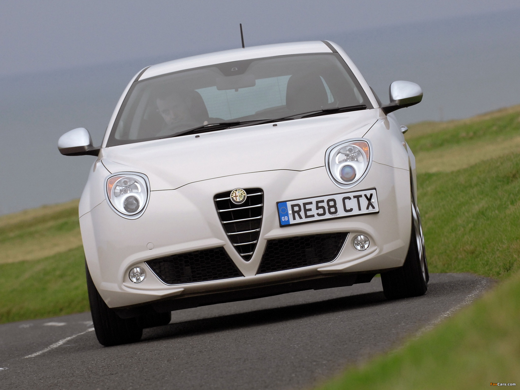 Alfa Romeo MiTo UK-spec 955 (2009) wallpapers (2048 x 1536)