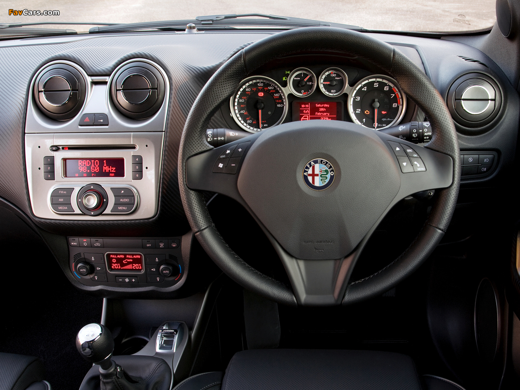 Alfa Romeo MiTo Cloverleaf 955 (2010–2011) pictures (1024 x 768)