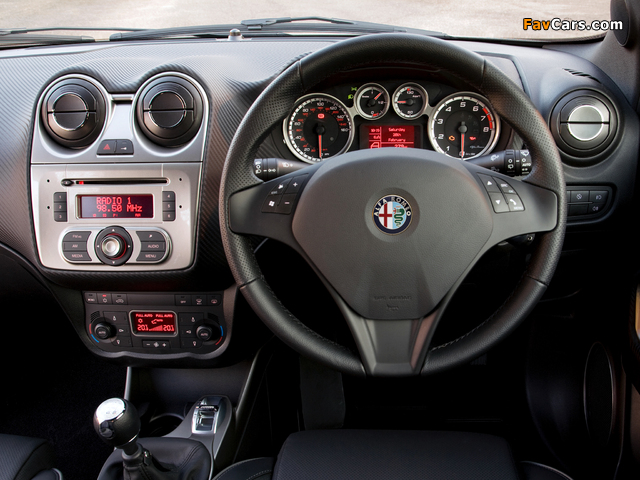 Alfa Romeo MiTo Cloverleaf 955 (2010–2011) pictures (640 x 480)