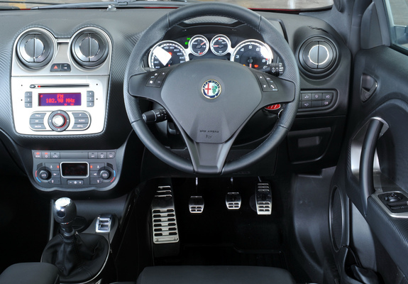 Pictures of Alfa Romeo MiTo Quadrifoglio Verde AU-spec 955 (2010–2011)