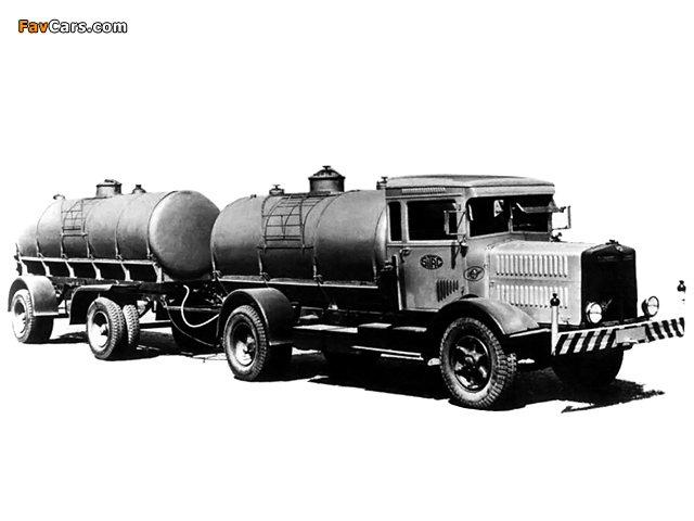 Images of Alfa Romeo 50 Biscione Tanker (1931–1934) (640 x 480)