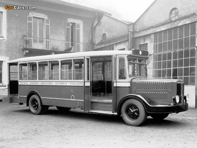 Pictures of Alfa Romeo 50 Biscione Autobus (1931–1934) (640 x 480)