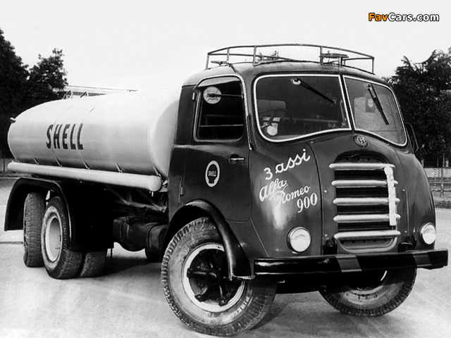 Alfa Romeo 900 6x4 Tanker (1946–1954) photos (640 x 480)