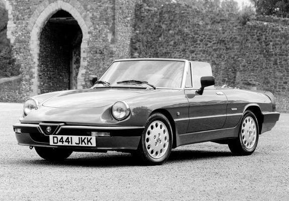 Alfa Romeo Spider 2.0 Quadrifoglio Verde 115 (1986–1990) pictures