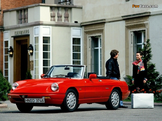 Alfa Romeo Spider 115 (1990–1993) images (640 x 480)