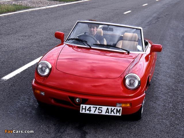 Alfa Romeo Spider UK-spec 115 (1990–1993) photos (640 x 480)