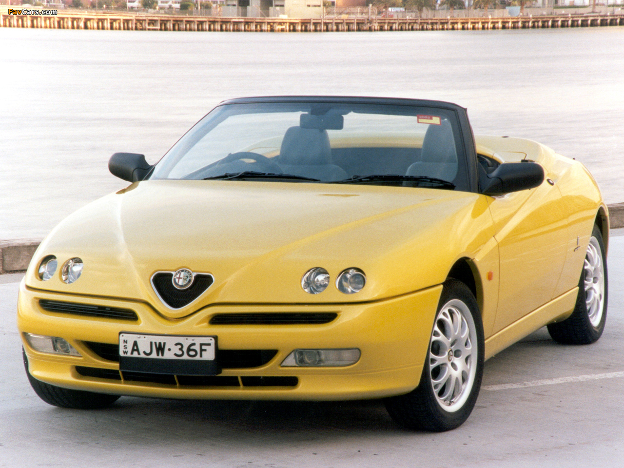 Alfa Romeo Spider AU-spec 916 (1998–2003) images (1280 x 960)