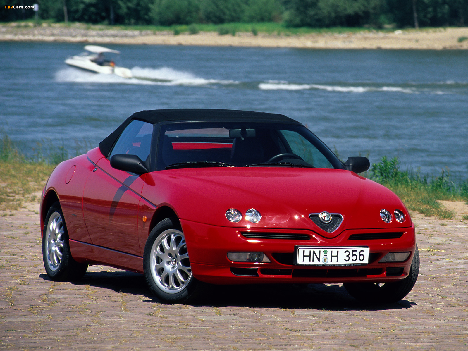 Alfa Romeo Spider 916 (1998–2003) pictures (1600 x 1200)
