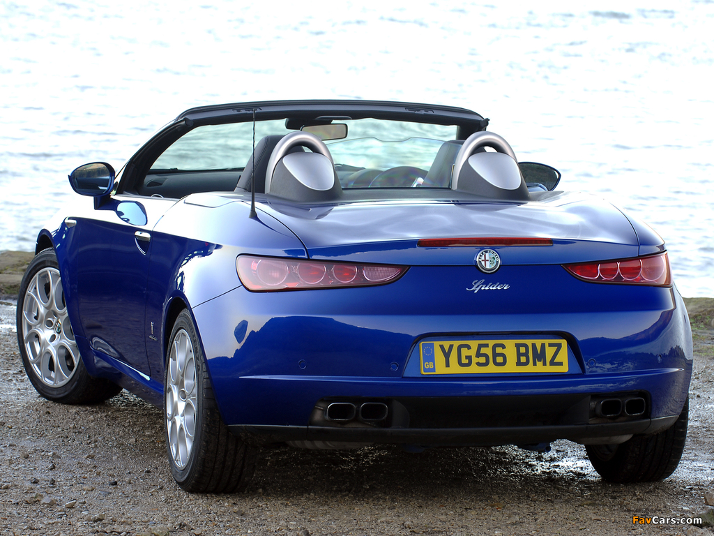 Alfa Romeo Spider UK-spec 939E (2006–2010) images (1024 x 768)