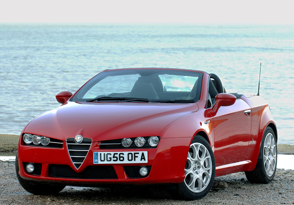 Alfa Romeo Spider UK-spec 939E (2006–2010) pictures