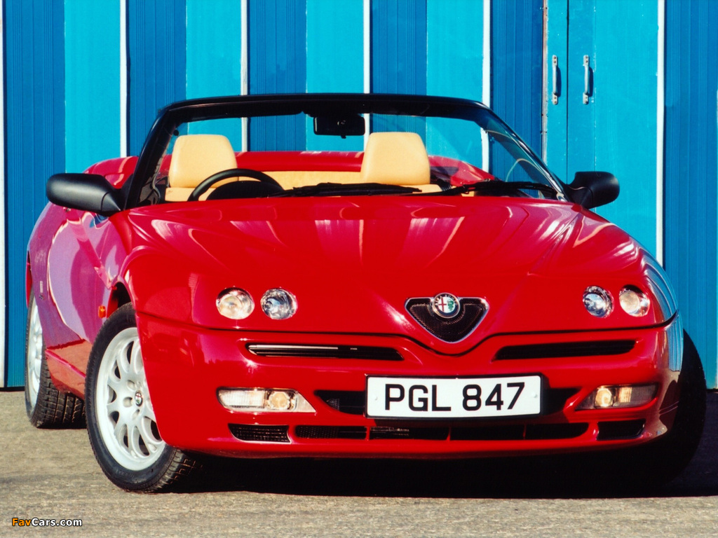 Alfa Romeo Spider UK-spec 916 (1998–2003) photos (1024 x 768)