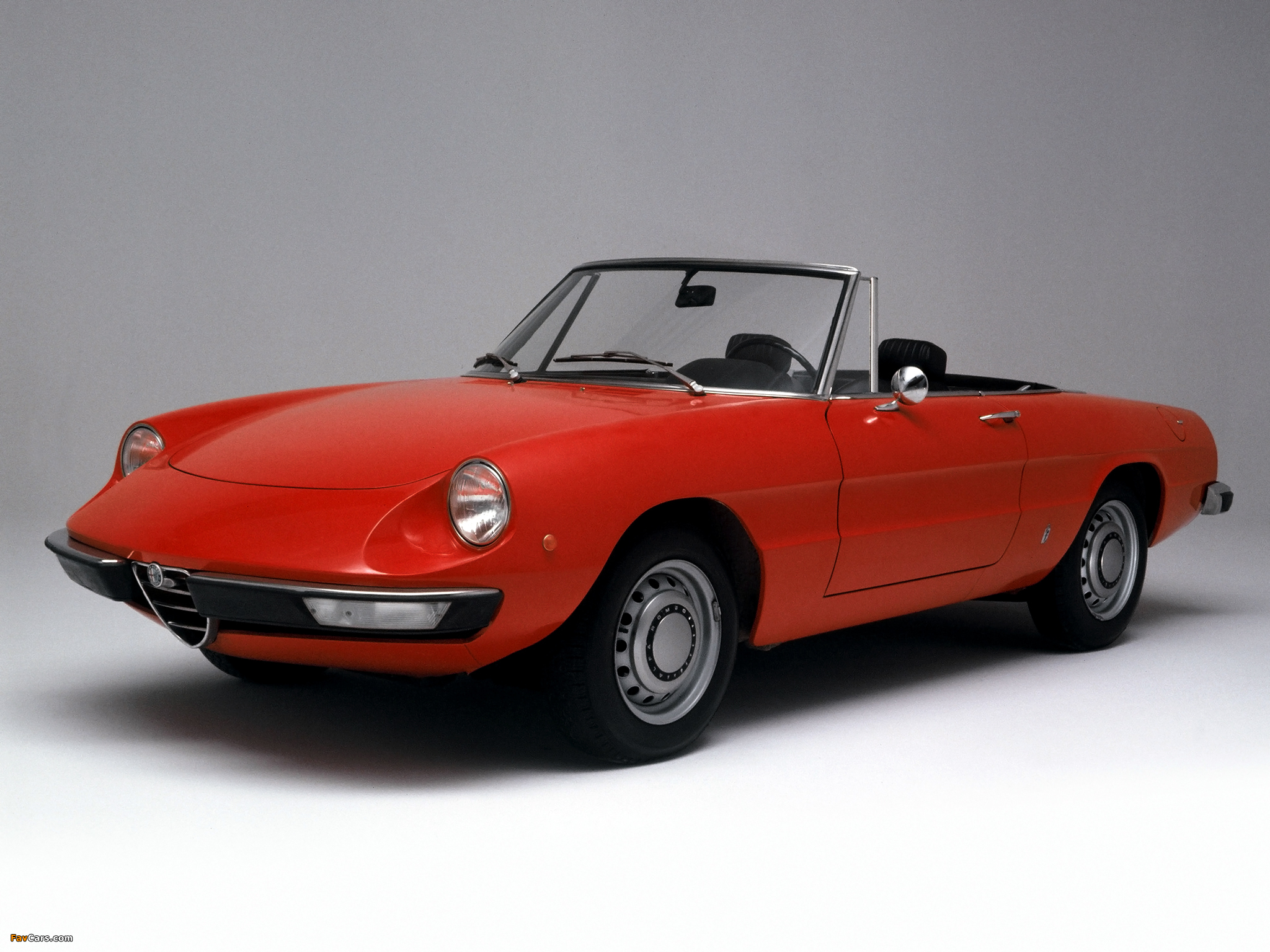 Pictures of Alfa Romeo Spider 1300 Junior 105 (1969–1972) (2048 x 1536)