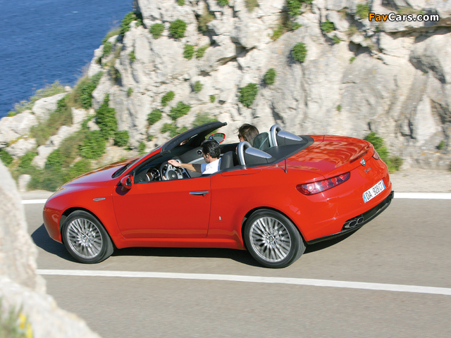 Pictures of Alfa Romeo Spider 939E (2006–2010) (640 x 480)