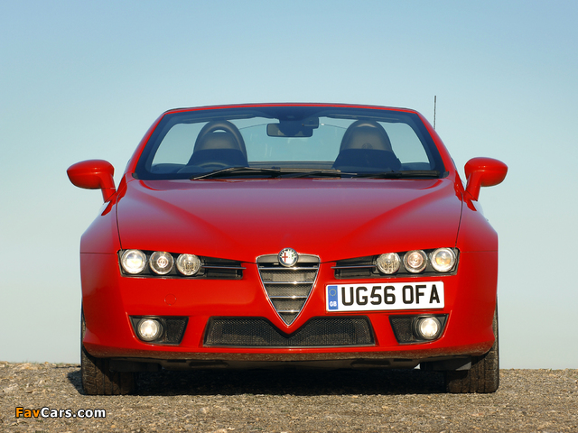 Pictures of Alfa Romeo Spider UK-spec 939E (2006–2010) (640 x 480)