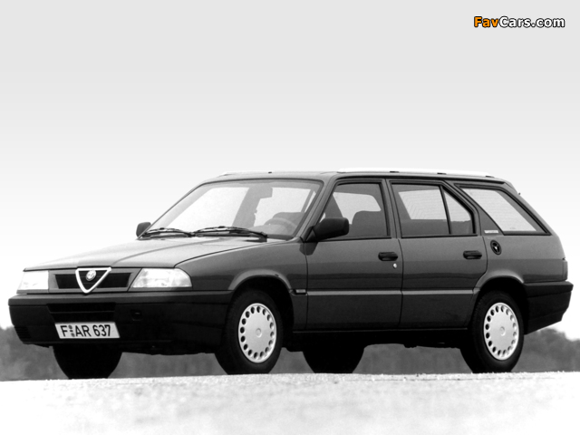 Photos of Alfa Romeo Sport Wagon 907 (1990–1994) (640 x 480)