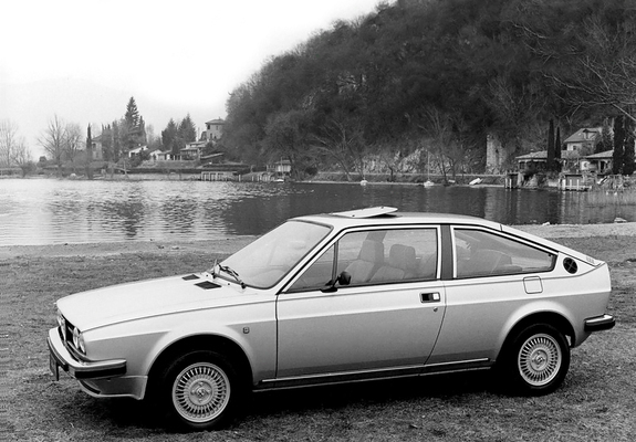 Alfa Romeo Alfasud Sprint Veloce 1.5 Salon 82 902 (1982) pictures