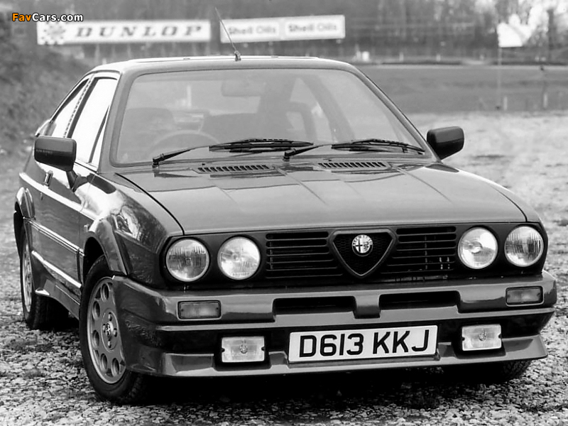 Alfa Romeo Sprint 1.5 Cloverleaf Veloce 902 (1983–1987) pictures (800 x 600)