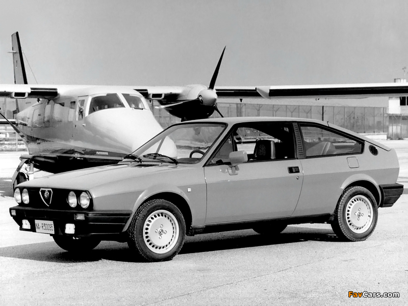 Alfa Romeo Sprint 902 (1987–1989) photos (800 x 600)