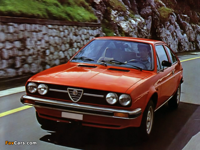 Images of Alfa Romeo Alfasud Sprint Veloce 902 (1978–1983) (640 x 480)