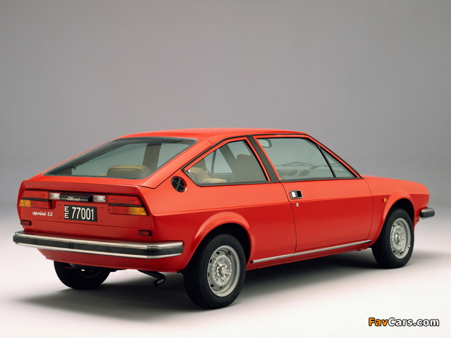 Photos of Alfa Romeo Alfasud Sprint Veloce 902 (1978–1983) (640 x 480)
