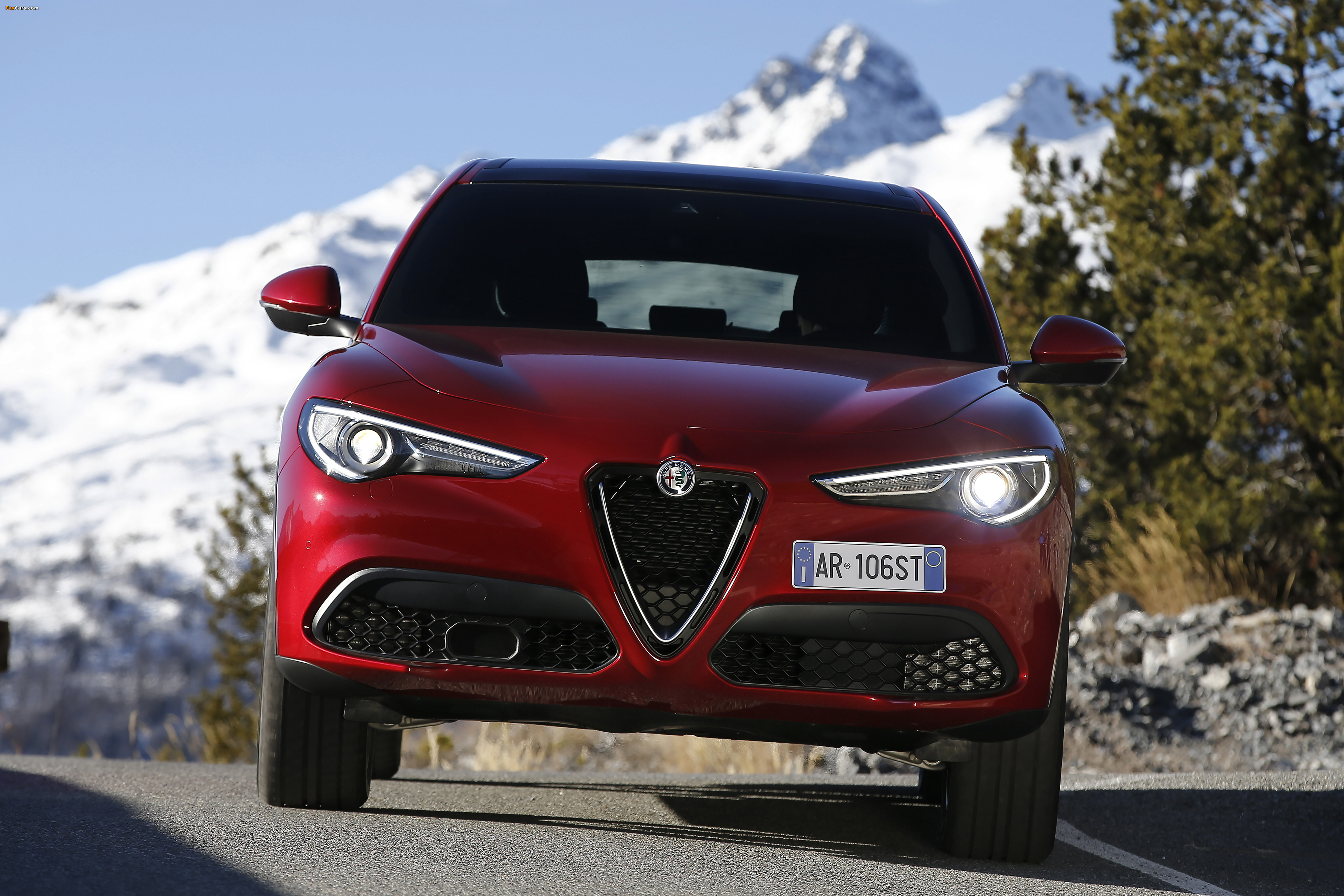 Alfa Romeo Stelvio (949) 2017 photos (4096 x 2731)